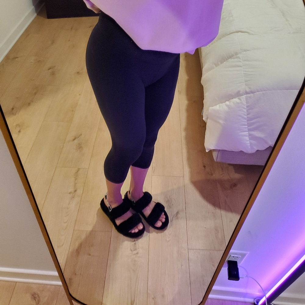 Lululemon leggins size 4
